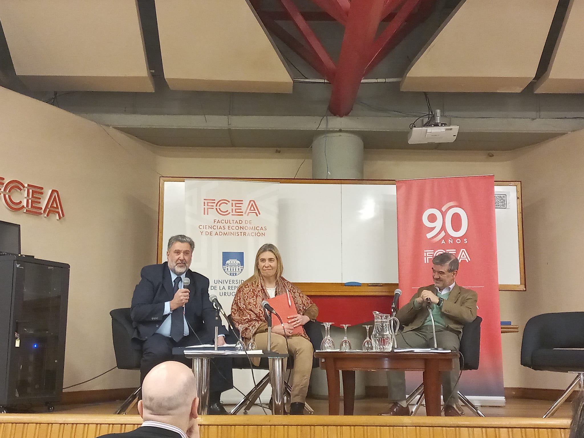 90 años de FCEA